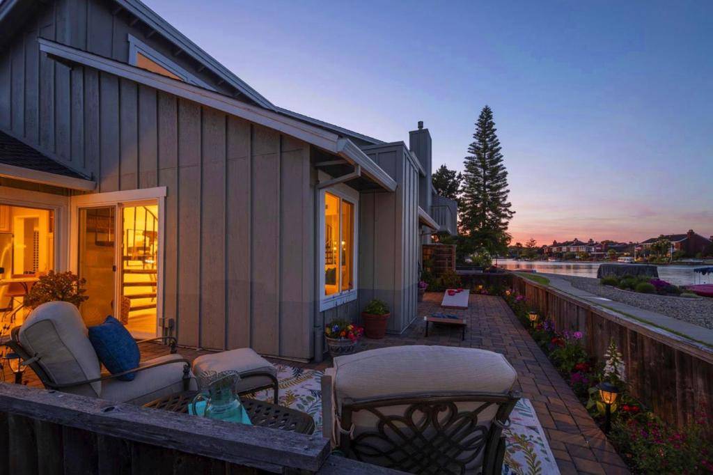 Foster City, CA 94404,Address not disclosed