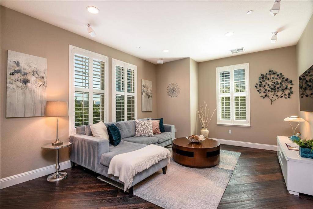 Redwood City, CA 94063,Address not disclosed