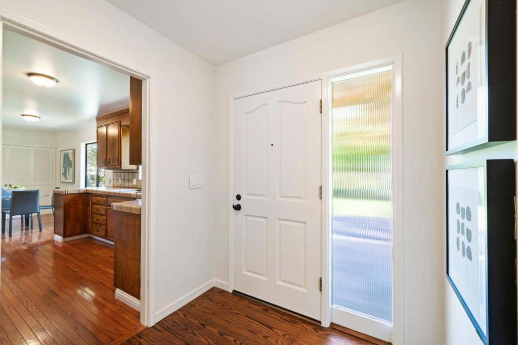 Atherton, CA 94027,Address not disclosed