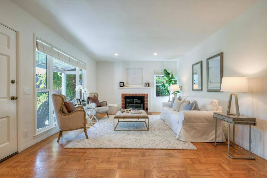 San Carlos, CA 94070,1956 Eucalyptus AVE