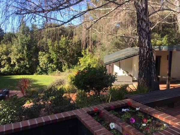 Portola Valley, CA 94028,Address not disclosed