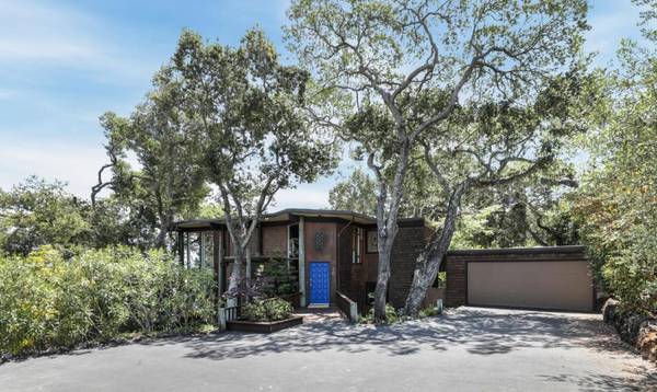 Portola Valley, CA 94028,Address not disclosed