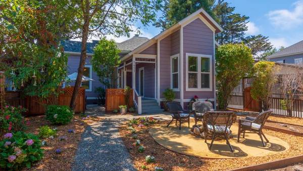 1411 Bay ST, Santa Cruz, CA 95060