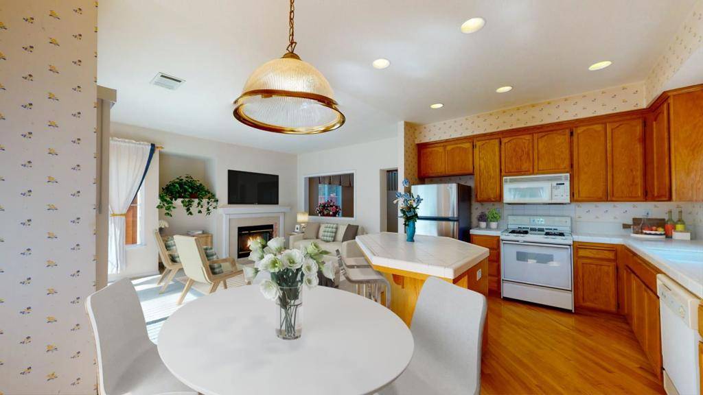 Walnut Creek, CA 94598,Address not disclosed