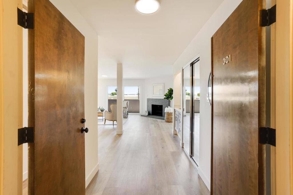 Burlingame, CA 94010,Address not disclosed