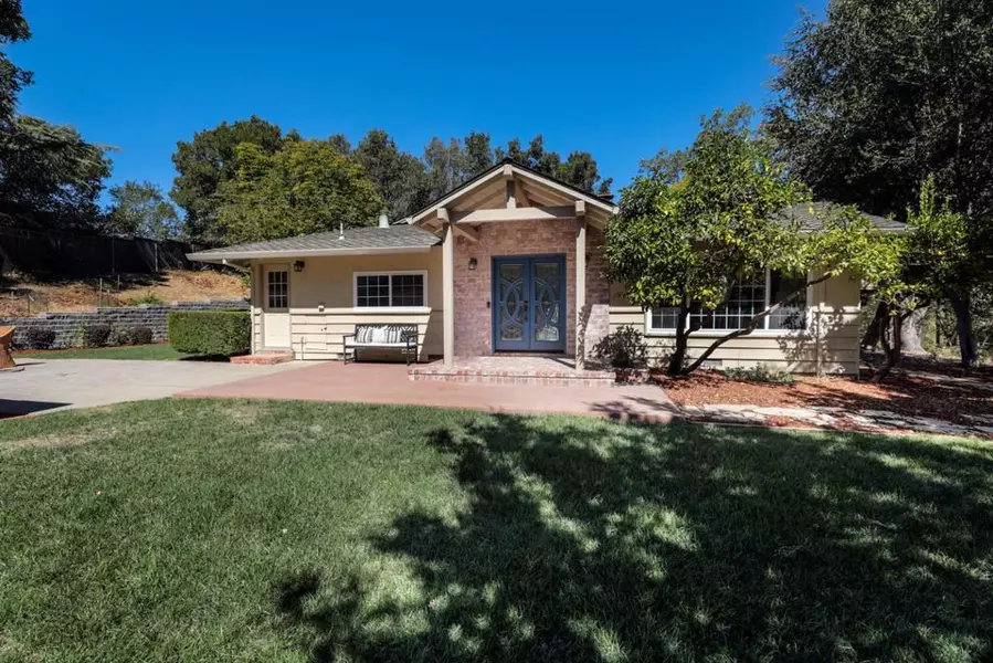 Los Altos Hills, CA 94022