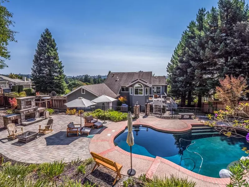 101 Carlino LN, Aptos, CA 95003