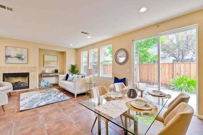 Sunnyvale, CA 94087,Address not disclosed