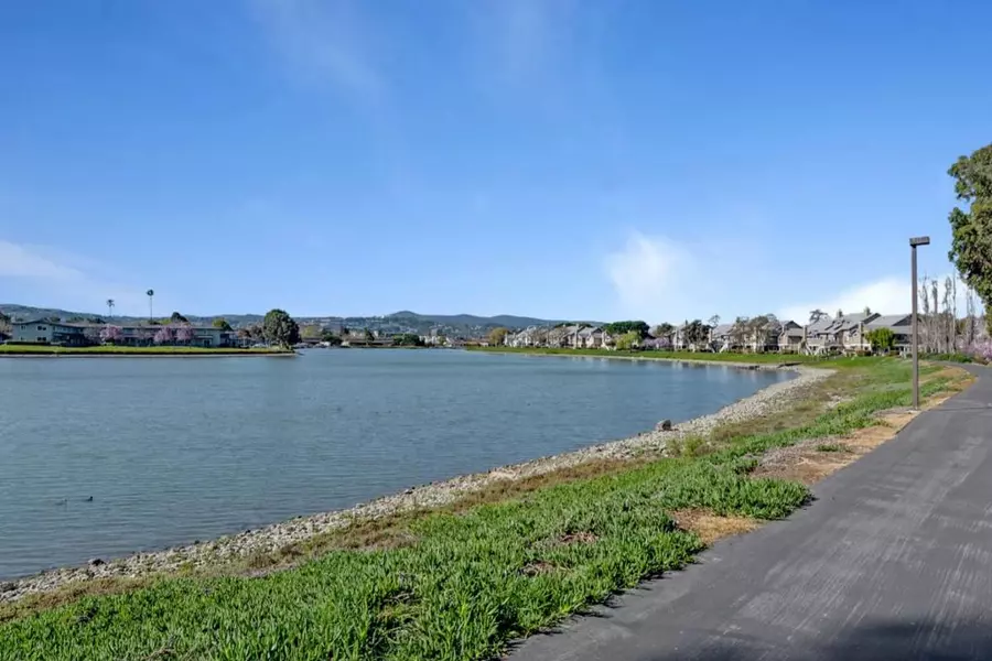 Foster City, CA 94404