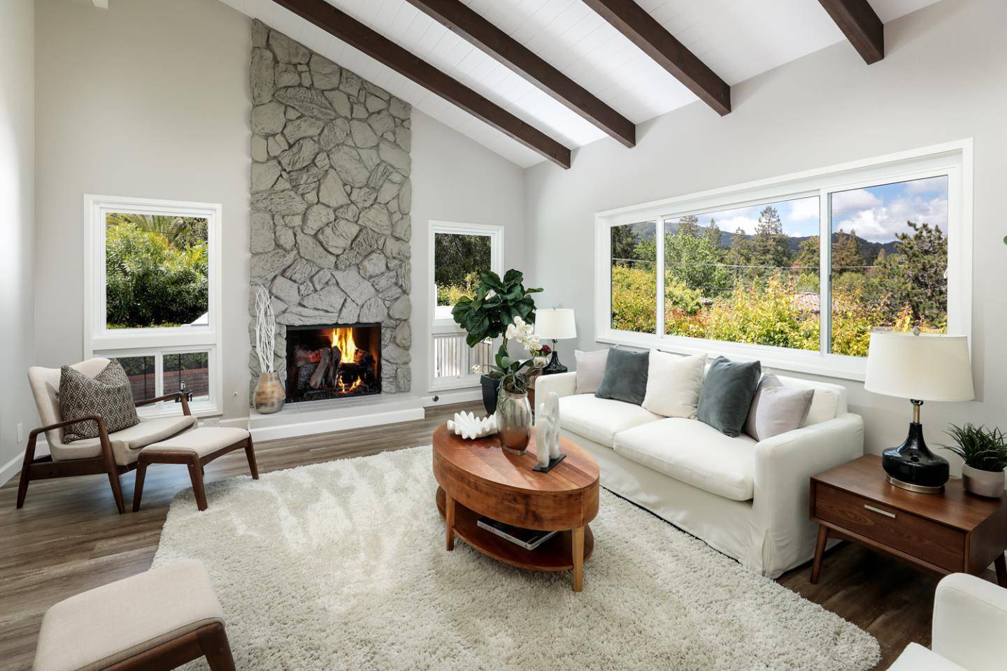 Los Altos, CA 94024,Address not disclosed