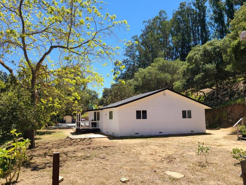 1666 San Miguel Canyon RD, Royal Oaks, CA 95076