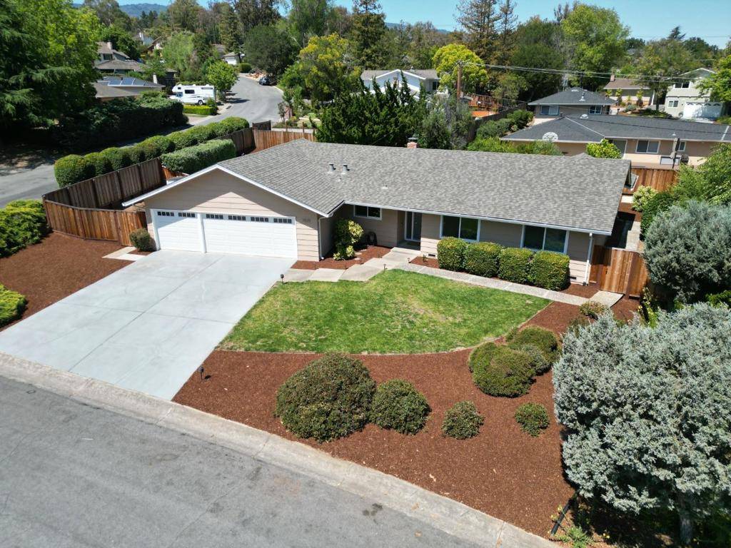 1525 Vineyard DR, Los Altos, CA 94024