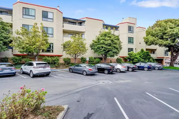 Daly City, CA 94015,1551 Southgate AVE #372