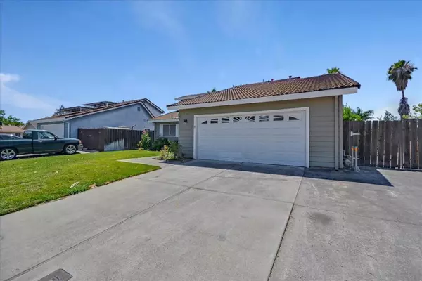 Stockton, CA 95210,1310 Sagewood CT