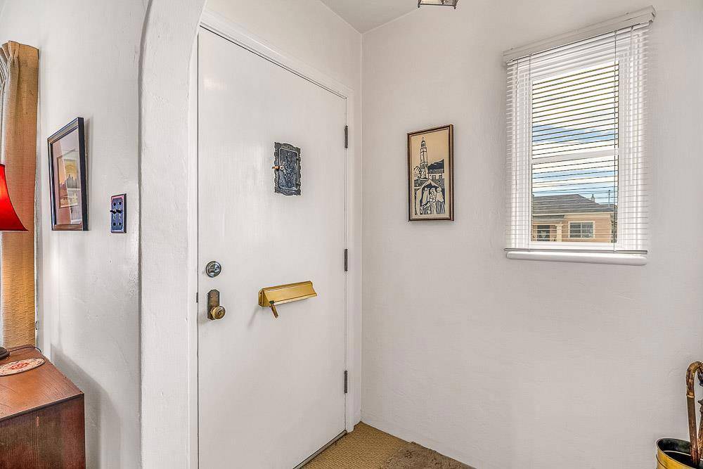 Salinas, CA 93901,Cayuga ST