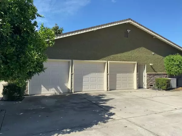 Gilroy, CA 95020,11765 Bennetta LN