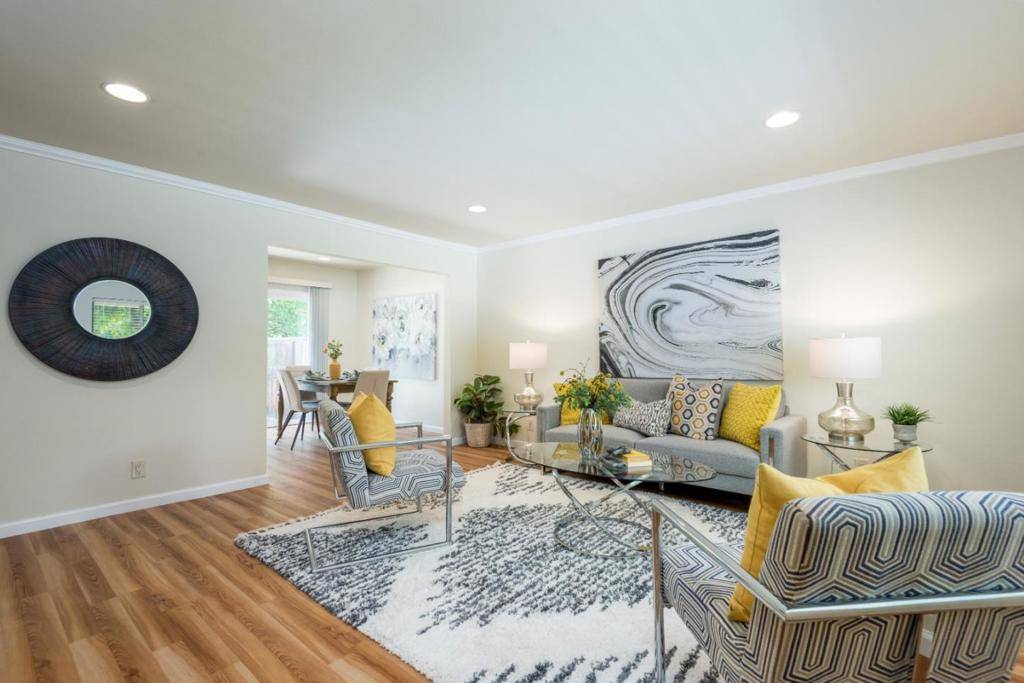 Menlo Park, CA 94025,21 Willow RD #44