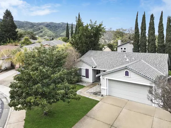 Gilroy, CA 95020,787 Vinca CT