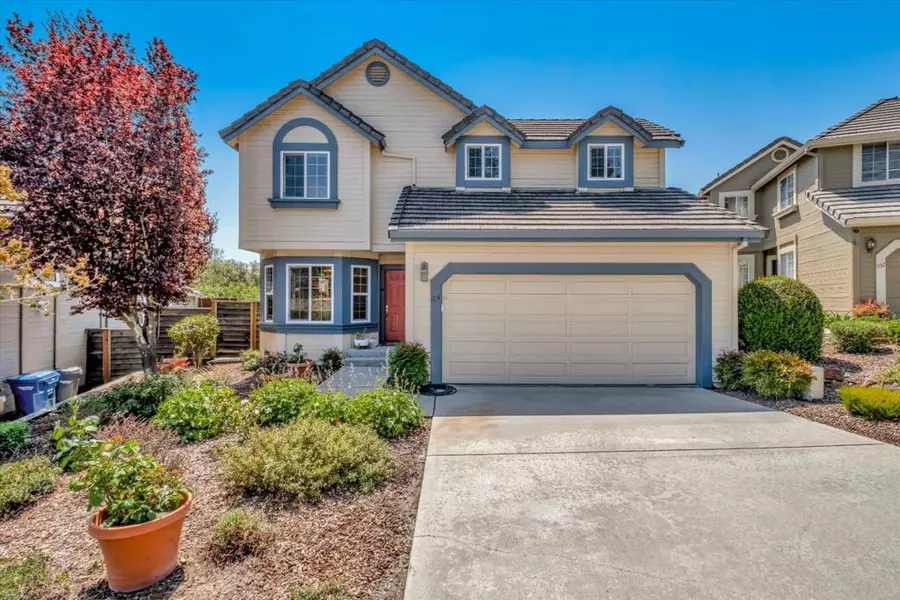 104 Golden Eagle CT, Scotts Valley, CA 95066