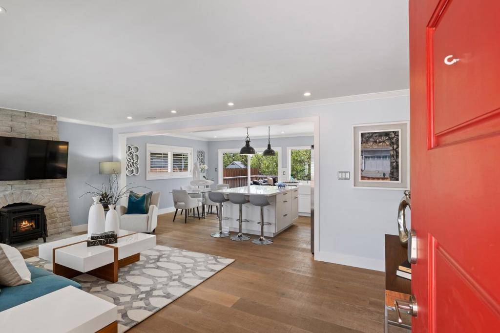 CA 94018,231 Shelter Cove DR