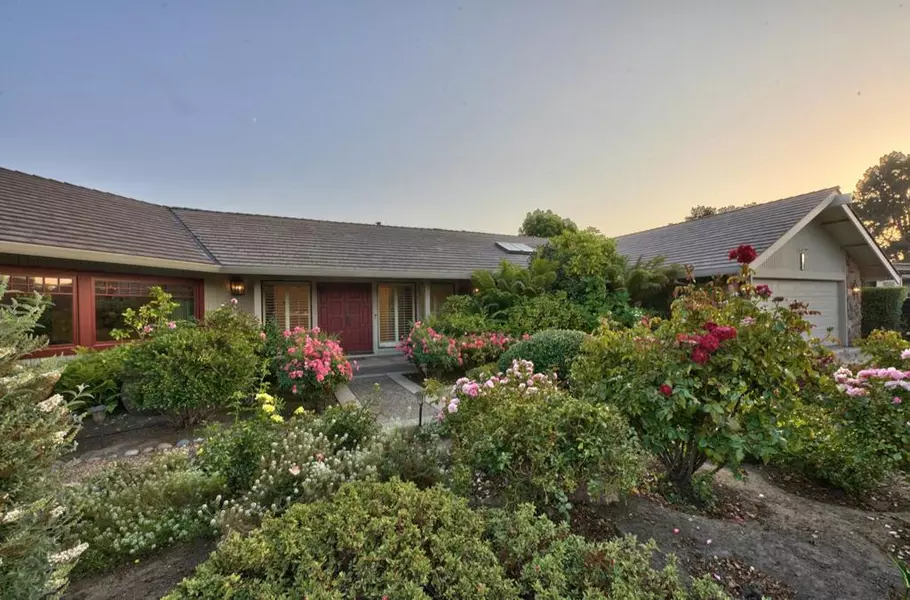 8022 River PL, Carmel, CA 93923