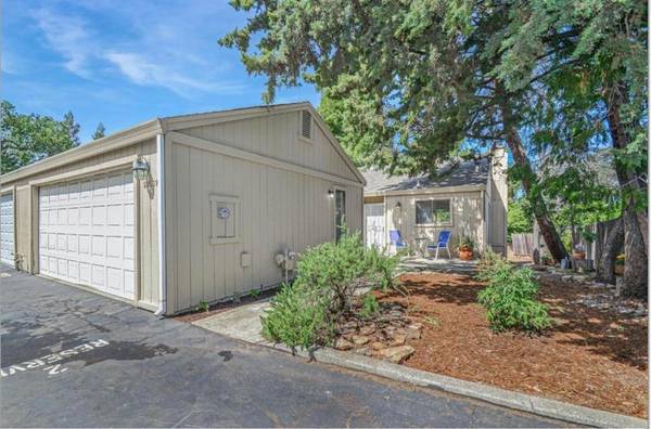 12067 Summer Ridge DR, Auburn, CA 95603