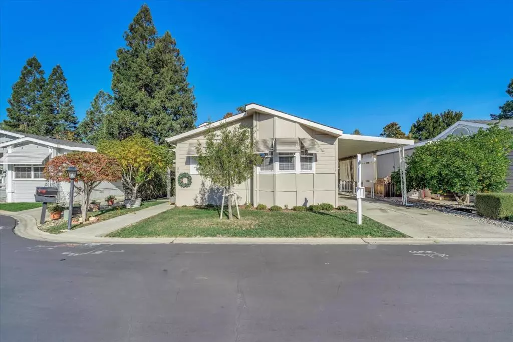 Morgan Hill, CA 95037,26 Chestnut CT