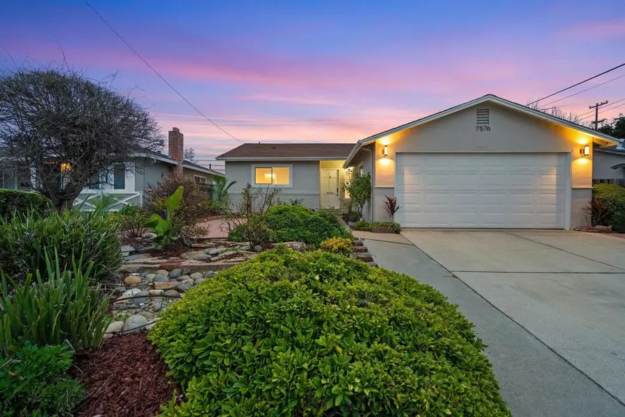 7576 Shadowhill LN, Cupertino, CA 95014