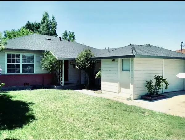 200 Line ST, Hollister, CA 95023