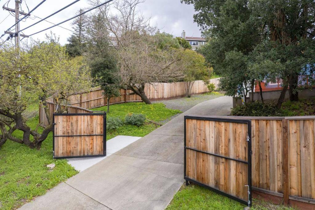 Benicia, CA 94510,1640 W 7th ST