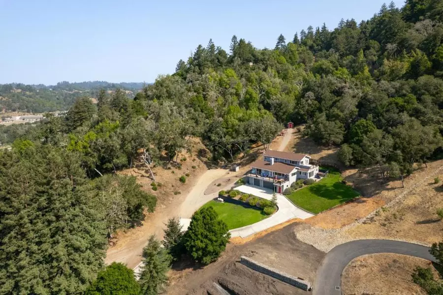 150 Meadow Haven LN, Soquel, CA 95073