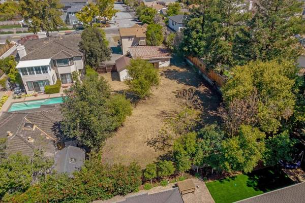 Mountain View, CA 94040,387 Martens AVE