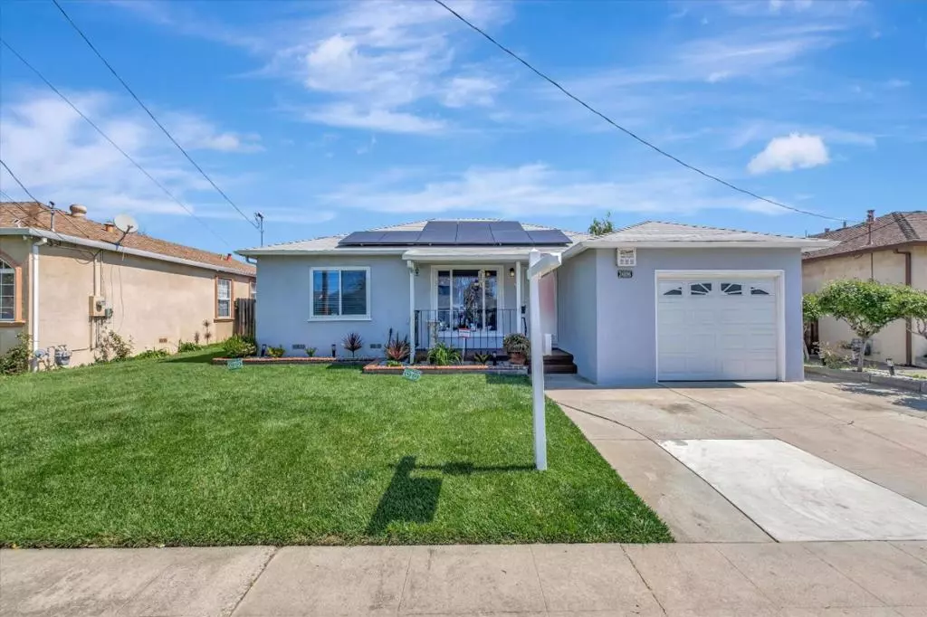 Hayward, CA 94544,24896 Diadon DR