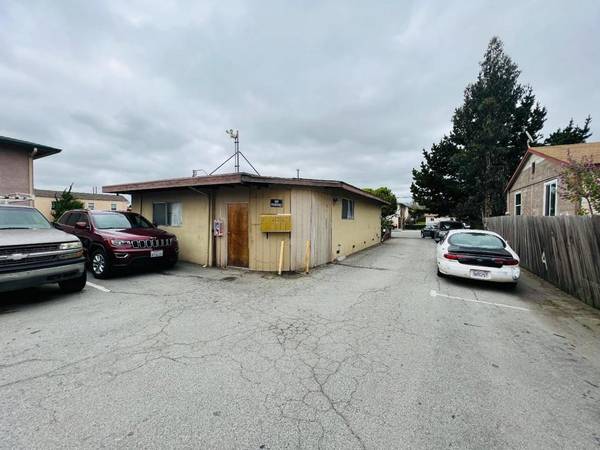 Salinas, CA 93905,1034 E Laurel DR