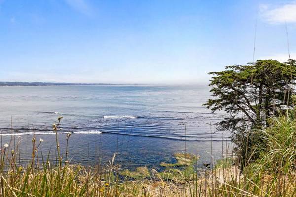 Santa Cruz, CA 95062,4190 Opal Cliff DR