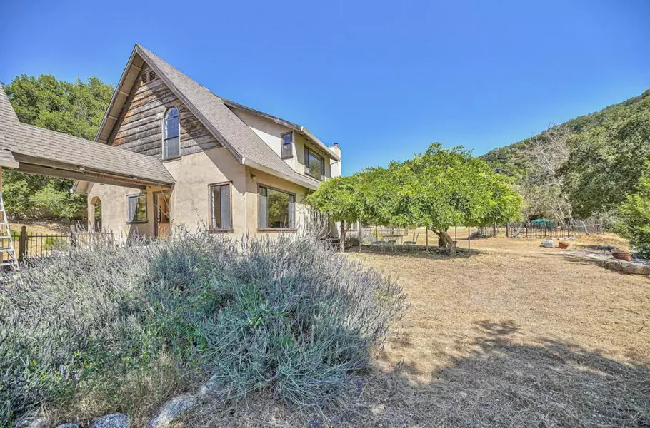 21195 Cachagua RD, Carmel Valley, CA 93924