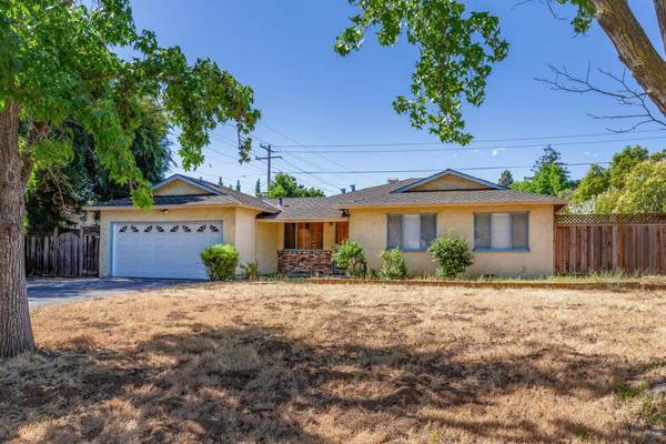 22366 Creston DR, Los Altos, CA 94024