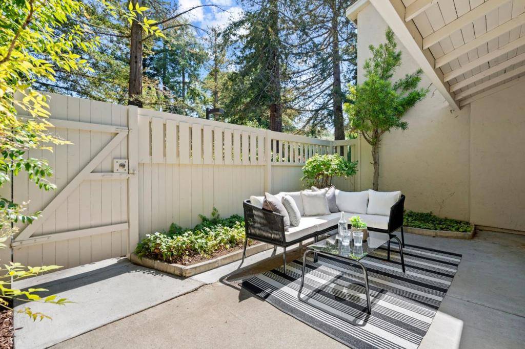 Sunnyvale, CA 94087,695 Crescent AVE