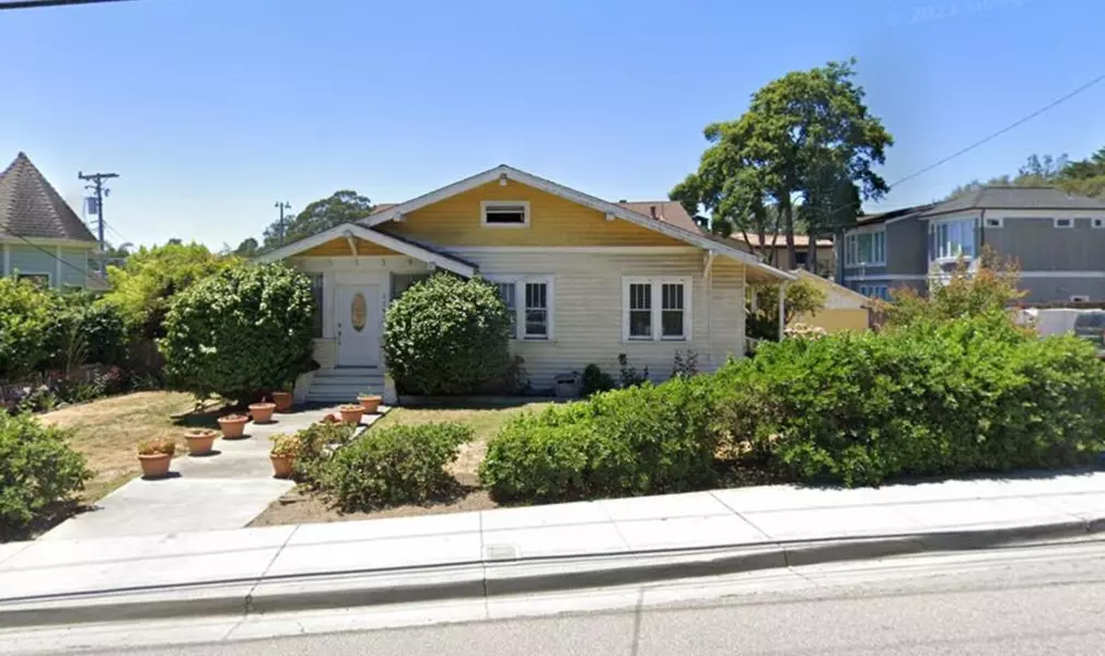 229 Monterey AVE, Capitola, CA 95010