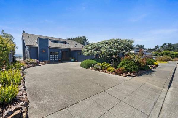 Moss Beach, CA 94038,180 Arbor LN