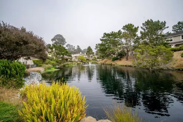 19 Glen Lake DR, Pacific Grove, CA 93950