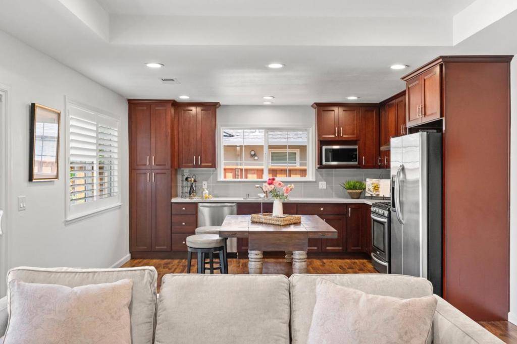 San Jose, CA 95128,871 S Clover AVE