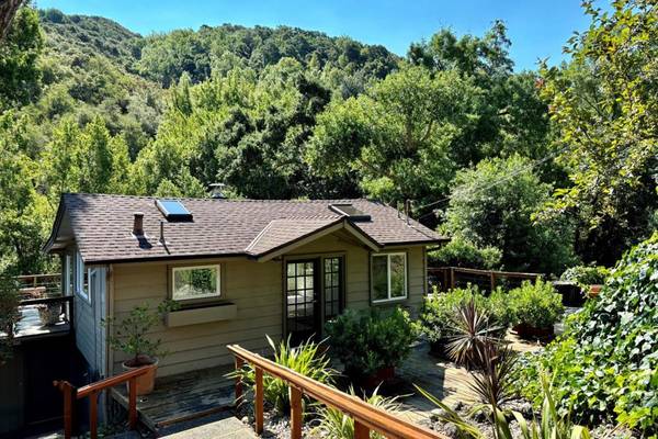 132 Carmel WAY, Portola Valley, CA 94028