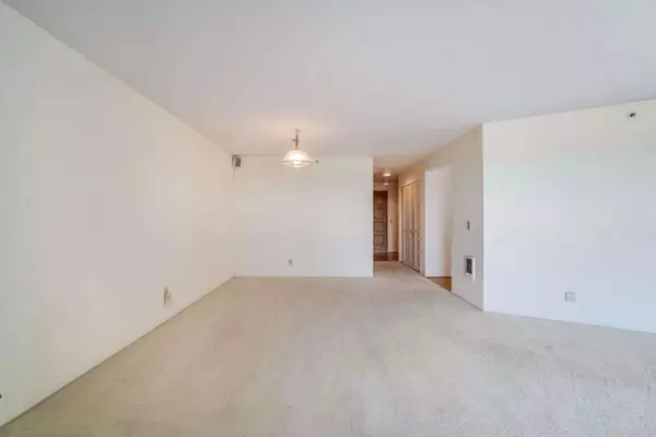 Richmond, CA 94801,1300 Quarry CT #309