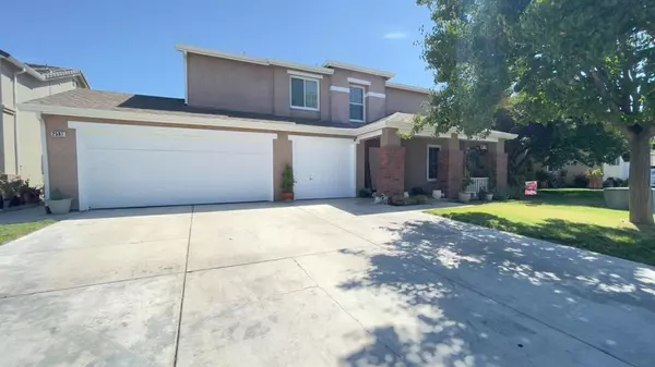 2561 Cinnamon Teal DR, Los Banos, CA 93635