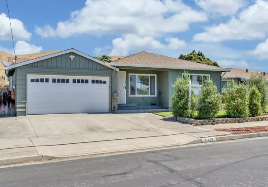 31426 Greenbrier LN, Hayward, CA 94544