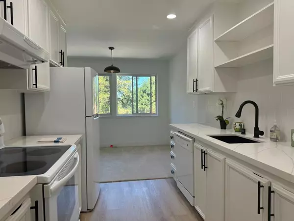 150 W Edith AVE #21, Los Altos, CA 94022