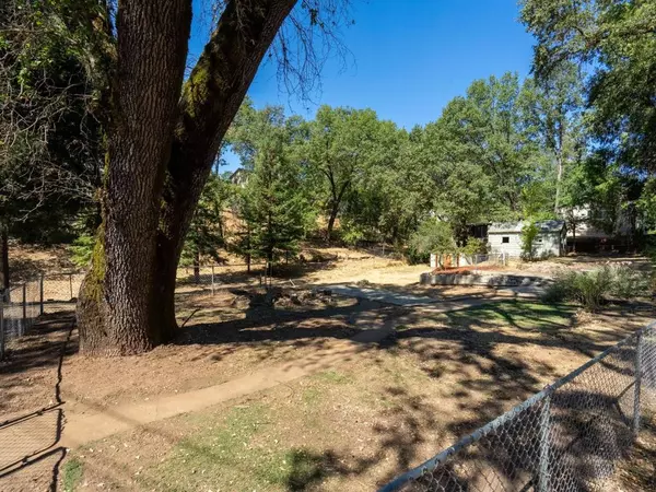 2784 Tunnel ST, Placerville, CA 95667