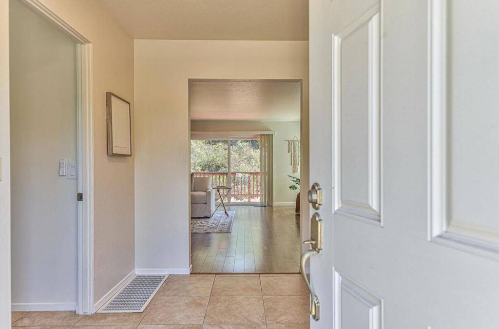 Carmel Valley, CA 93923,25435 Telarana WAY