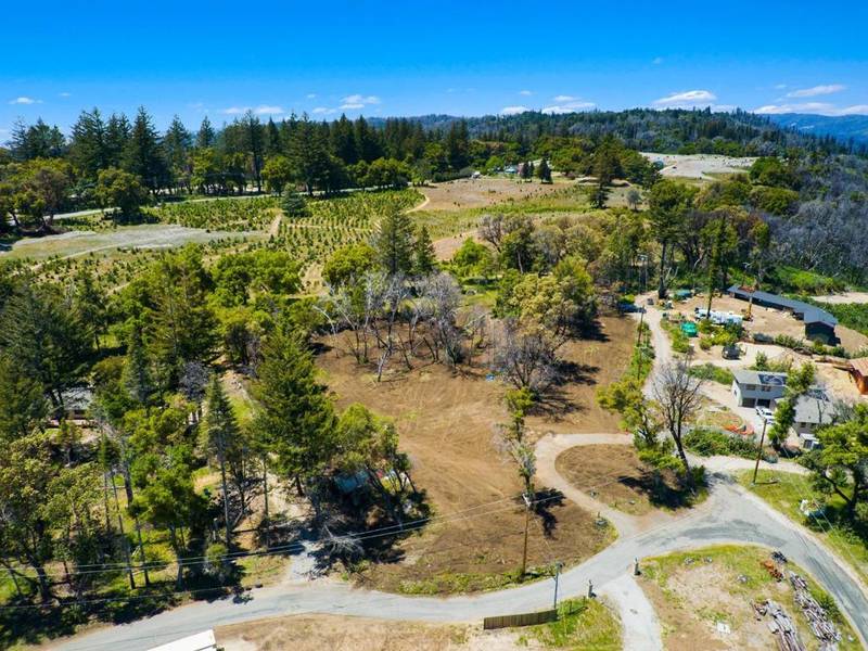 300 Braemoor DR, Santa Cruz, CA 95060